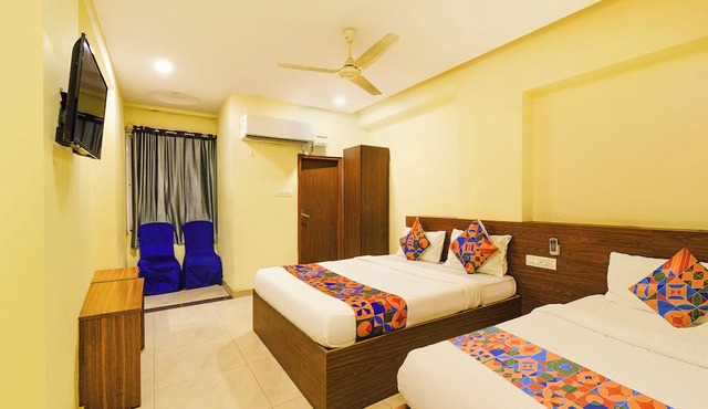 Fabhotel Nakshatra Grand