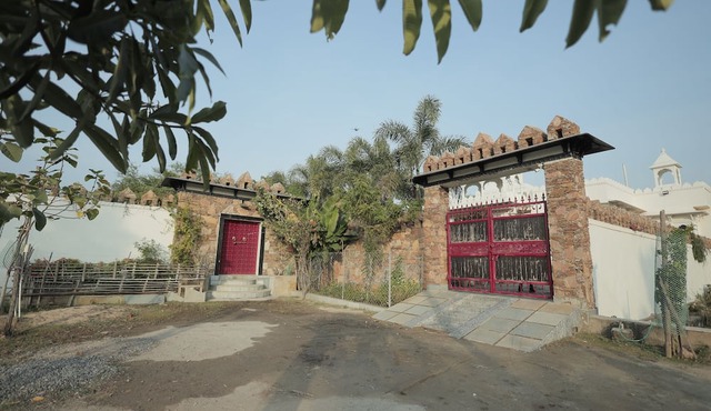 4BHK Villa in Udaipur with Private Pool, Outdoor Lounge & Hill Views