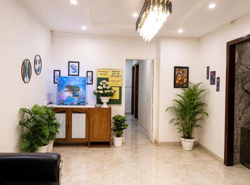 The White Casa Front Executive Stay - Near HUDA City Centre