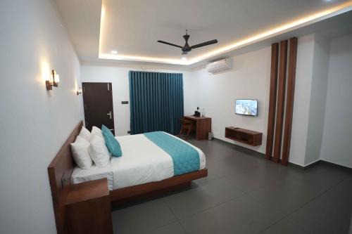 Hills And Valley Resort in Kotamangalam