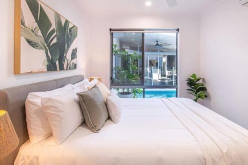 Pembroke House - Inner city luxury in Cairns