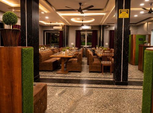 Triveni Hotel And Restaurant
