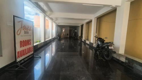 Jazz Inn in Tiruvallūr