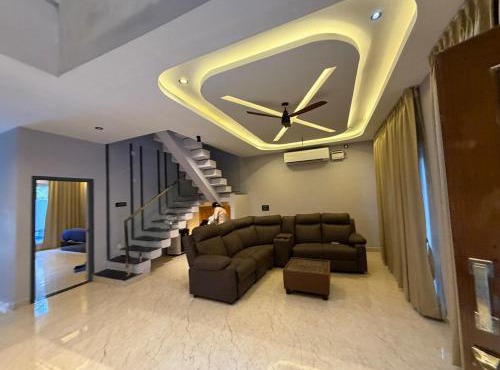 Sabari Resort ECR Luxurious Premium Modern Villa