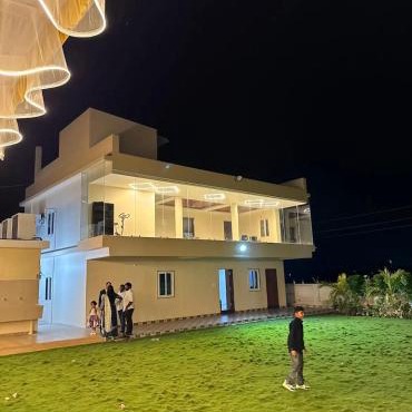 V guesthouse staycation