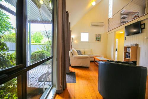 Allambie Cottages - Villa 3 in Bright
